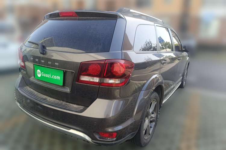 Used Dodge Journey 2016 2.4L Two-Wheel-Drive Touring Edition Rear Right 45 Deg
