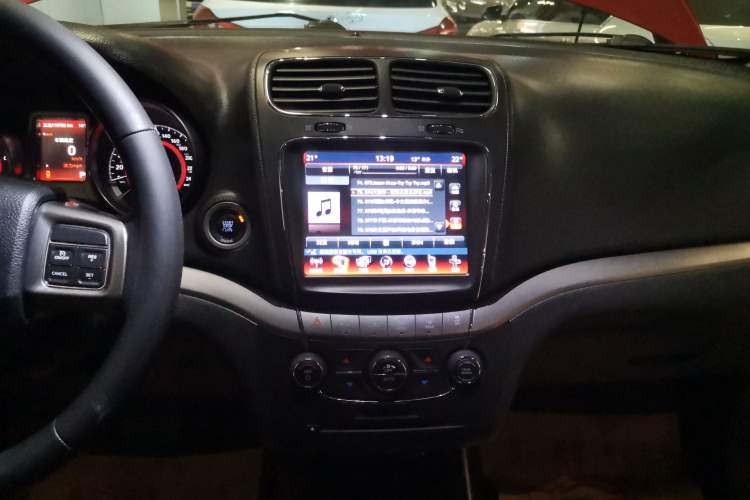 Used Dodge Journey 2016 2.4L Two-Wheel-Drive Touring Edition Audio And AC Panel