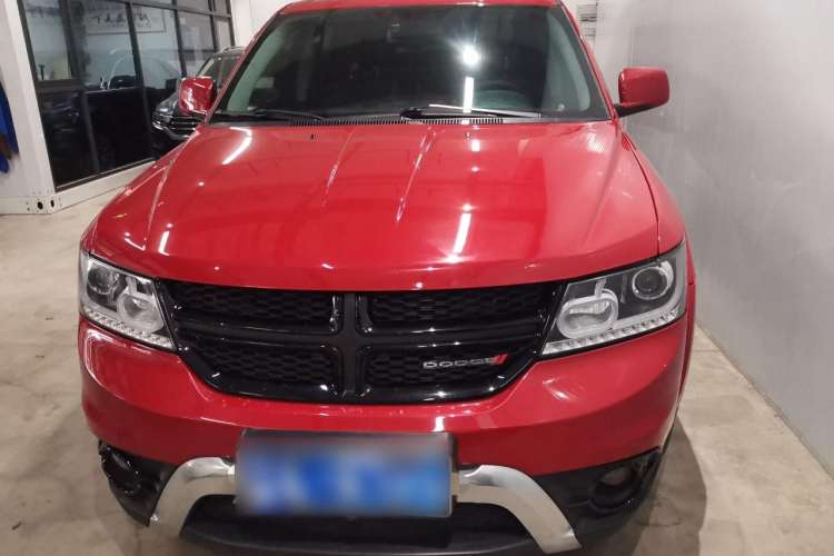 Used Dodge Journey 2016 2.4L Two-Wheel-Drive Touring Edition Front