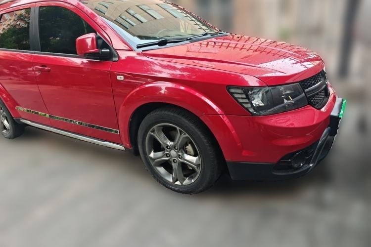 Used Dodge Journey 2016 2.4L Two-Wheel-Drive Touring Edition Front