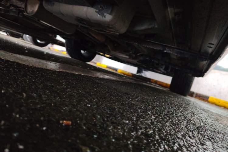 Used Dodge Journey 2016 2.4L Two-Wheel-Drive Touring Edition Chassis Rear Right