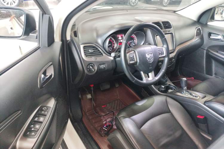 Used Dodge Journey 2016 2.4L Two-Wheel-Drive Touring Edition Driver Seat