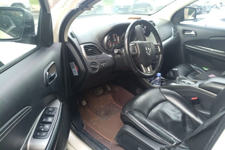 Used Dodge Journey 2016 2.4L Two-Wheel-Drive Touring Edition Driver Seat