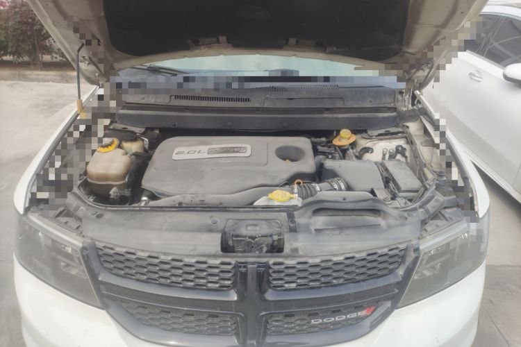 Used Dodge Journey 2016 2.0TD Four-Wheel Drive Touring Edition Engine Bay
