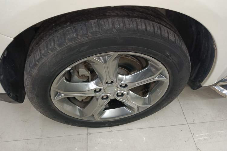 Used Dodge Journey 2016 2.4L Two-Wheel-Drive Touring Edition Exterior 4