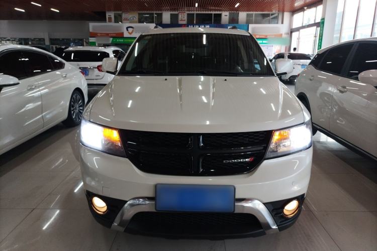 Used Dodge Journey 2016 2.4L Two-Wheel-Drive Touring Edition Front