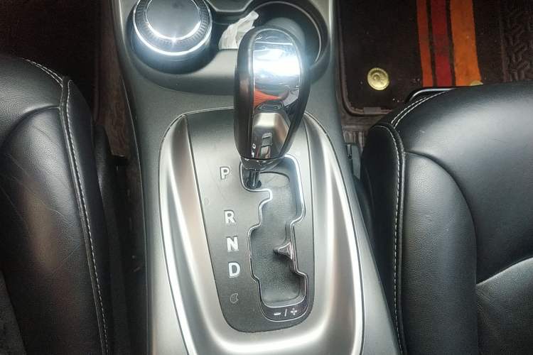 Used Dodge Journey 2016 2.4L Two-Wheel-Drive Touring Edition Gear Lever