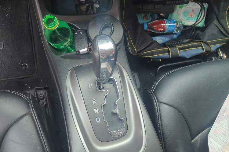 Used Dodge Journey 2016 2.0TD Four-Wheel Drive Touring Edition Gear Lever