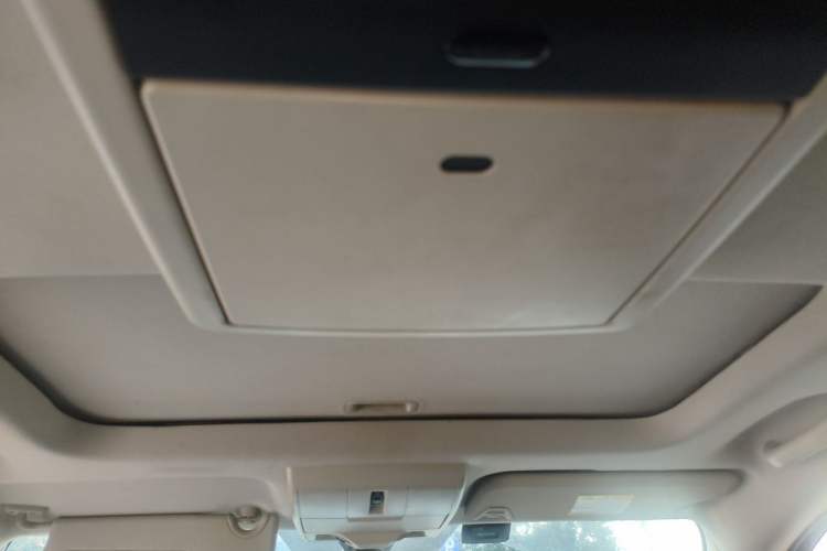 Used Dodge Journey 2016 2.4L Two-Wheel-Drive Touring Edition Headliner
