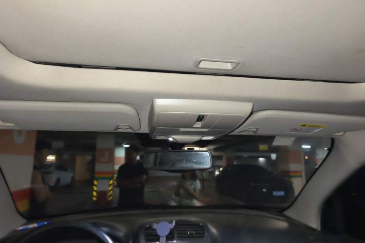 Used Dodge Journey 2016 2.4L Two-Wheel-Drive Touring Edition Headliner
