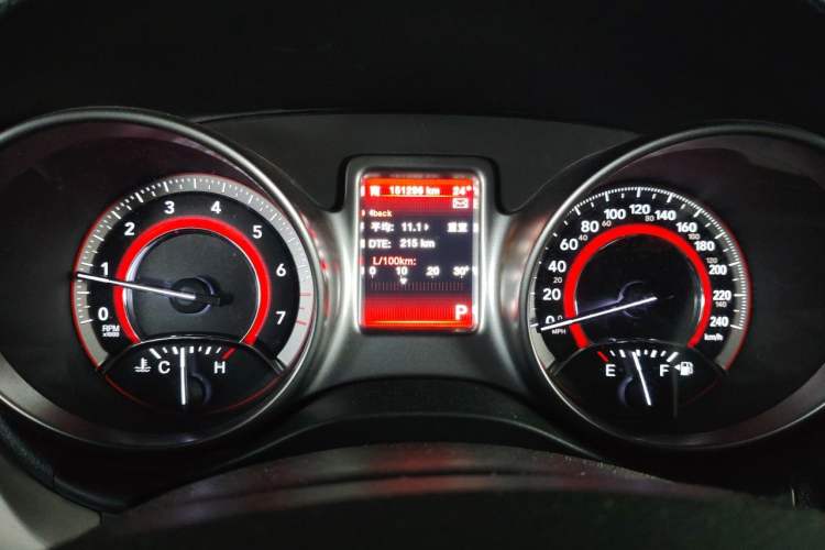 Used Dodge Journey 2016 2.4L Two-Wheel-Drive Touring Edition Instrument Cluster