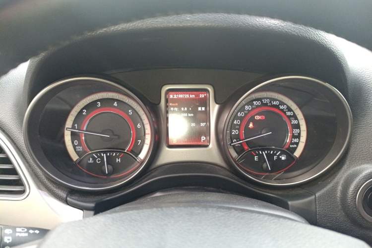 Used Dodge Journey 2016 2.4L Two-Wheel-Drive Touring Edition Instrument Cluster