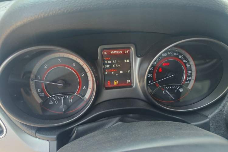 Used Dodge Journey 2016 2.0TD Four-Wheel Drive Touring Edition Instrument Cluster