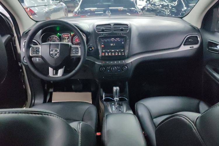Used Dodge Journey 2016 2.4L Two-Wheel-Drive Touring Edition Interior 2