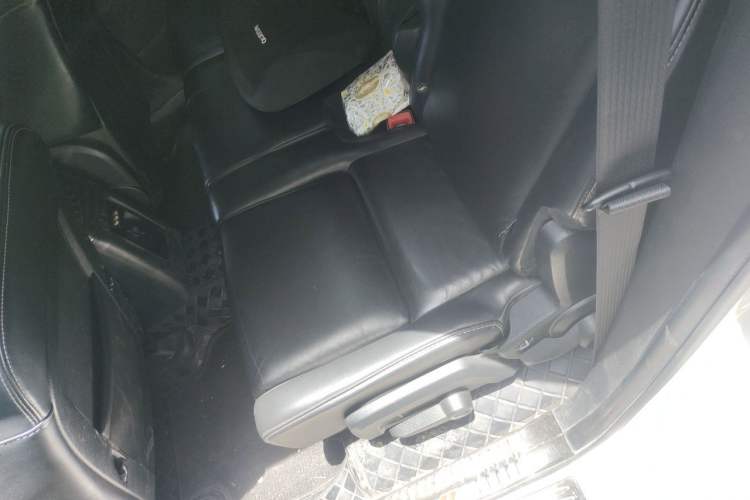 Used Dodge Journey 2016 2.0TD Four-Wheel Drive Touring Edition Left Rear Seat