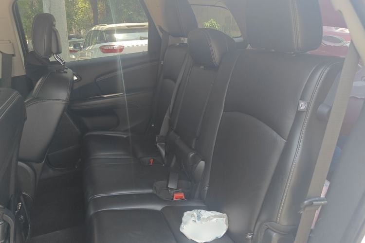 Used Dodge Journey 2016 2.0TD Four-Wheel Drive Touring Edition Left Rear Seat