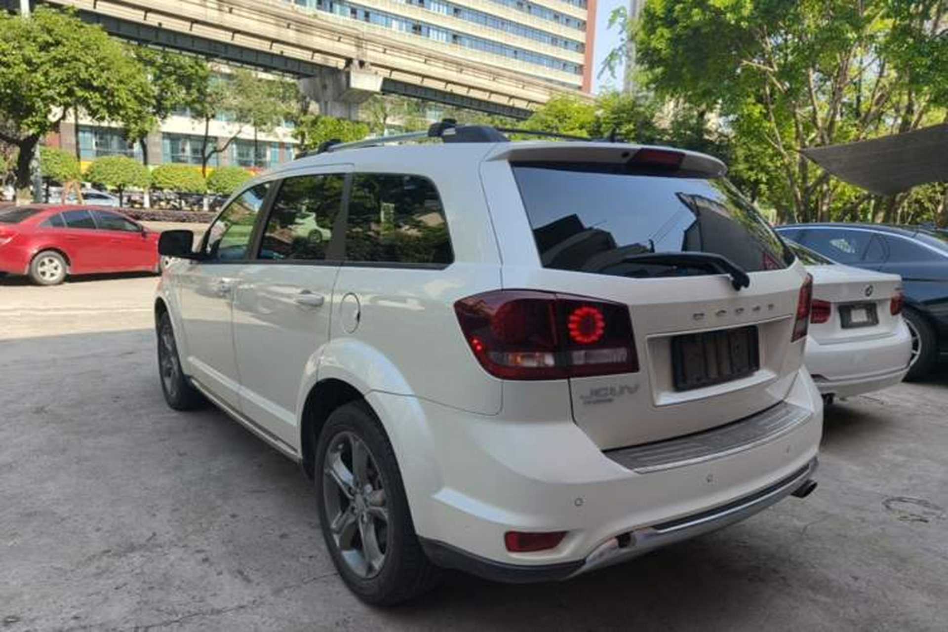 Used Dodge Journey 2016 2.0TD Four-Wheel Drive Touring Edition Rear Left 45 Deg