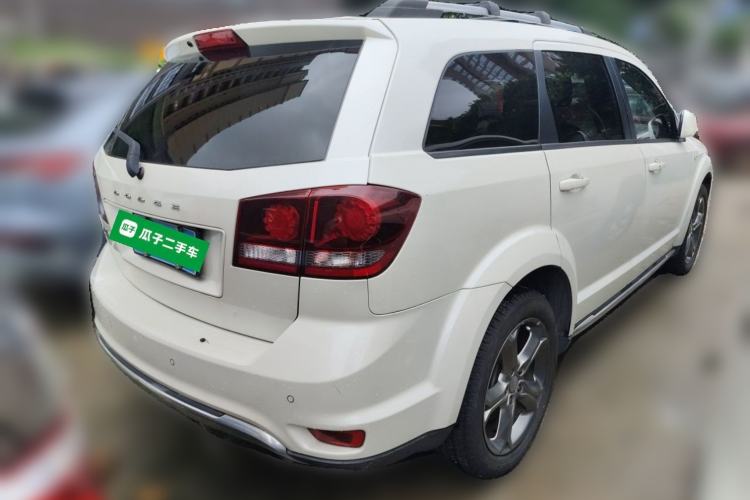 Used Dodge Journey 2016 2.0TD Four-Wheel Drive Touring Edition Rear Right 45 Deg