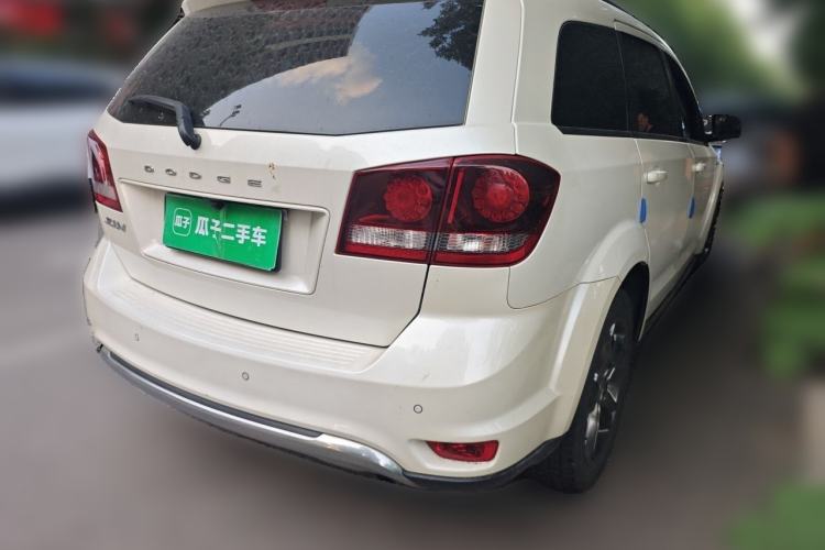 Used Dodge Journey 2016 2.4L Two-Wheel-Drive Touring Edition Rear Right 45 Deg