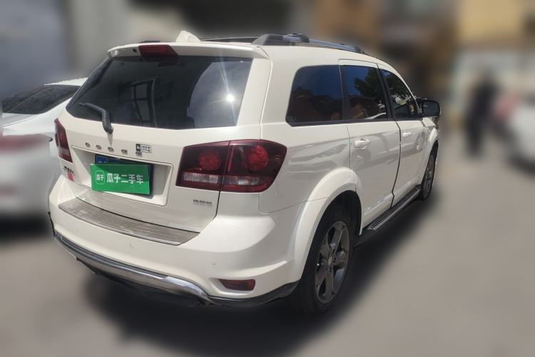 Used Dodge Journey 2016 2.0TD Four-Wheel Drive Touring Edition Rear Right 45 Deg