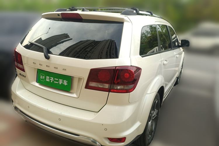 Used Dodge Journey 2016 2.4L Two-Wheel-Drive Touring Edition Rear Right 45 Deg