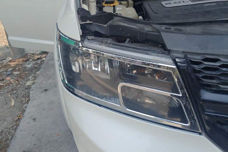 Used Dodge Journey 2016 2.0TD Four-Wheel Drive Touring Edition Right Front Headlight