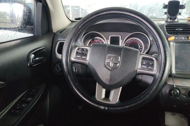 Used Dodge Journey 2016 2.4L Two-Wheel-Drive Touring Edition Steering Wheel