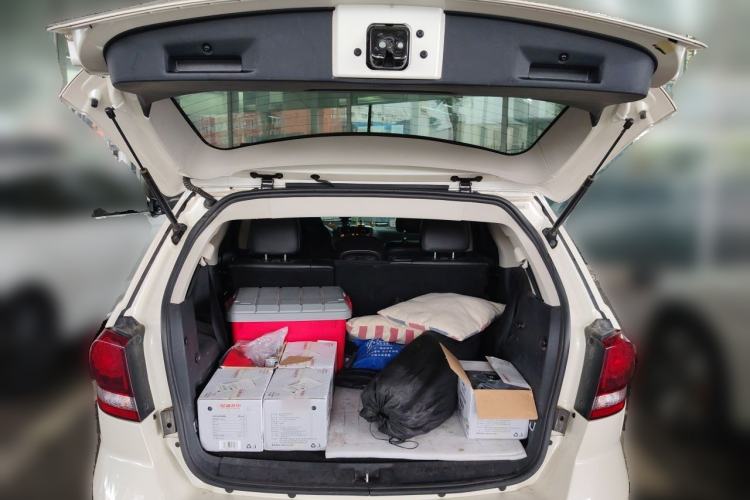 Used Dodge Journey 2016 2.4L Two-Wheel-Drive Touring Edition Trunk