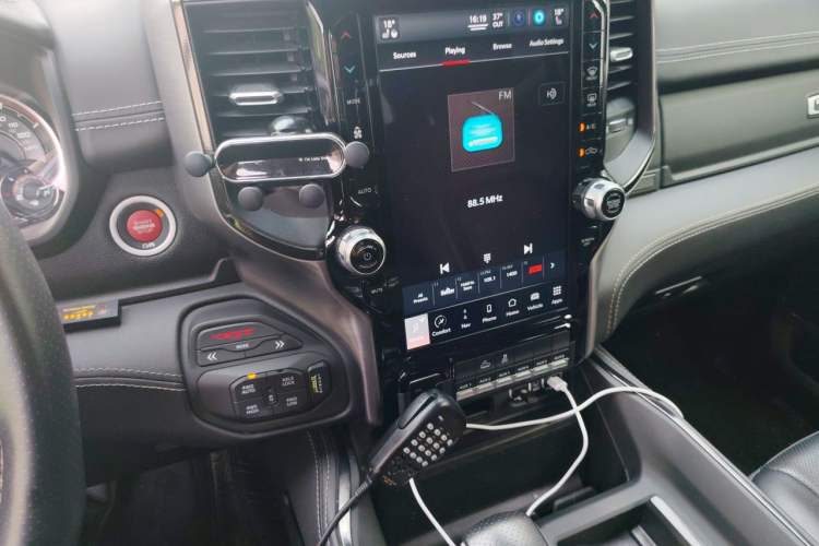 Used Dodge Journey  Audio And AC Panel