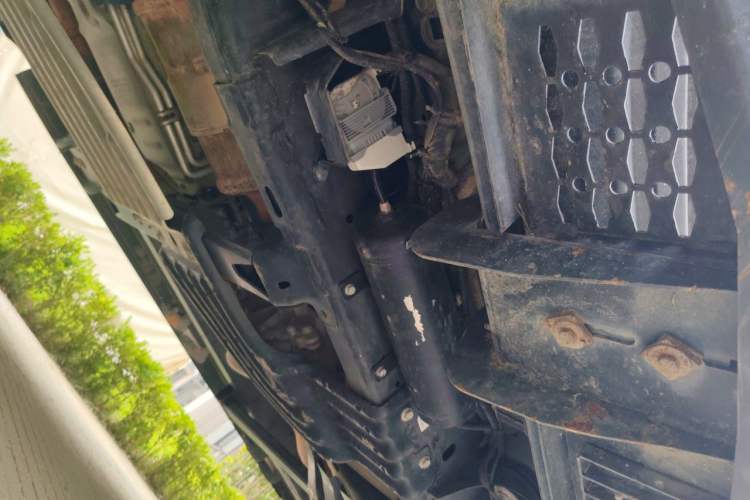 Used Dodge Journey  Chassis Front Left