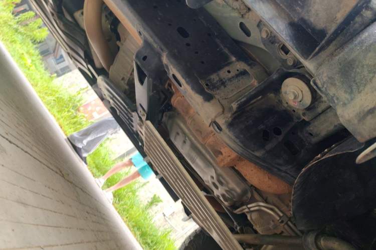 Used Dodge Journey  Chassis Front Right
