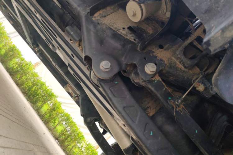 Used Dodge Journey  Chassis Rear Left