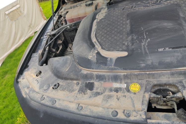Used Dodge Journey  Engine Bay Right