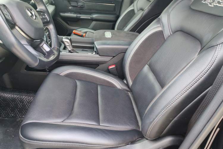 Used Dodge Journey  Left Front Seat