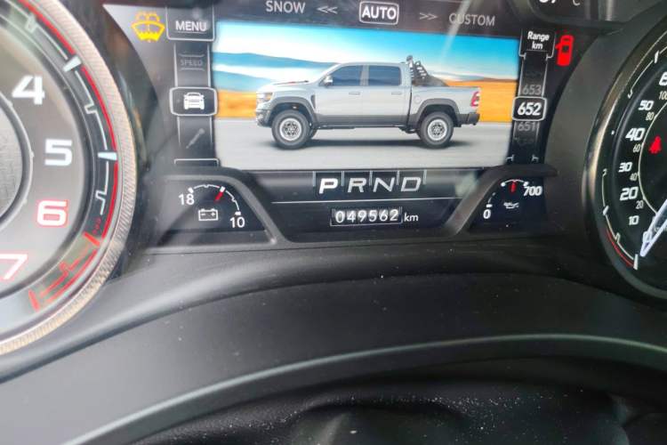 Used Dodge Journey  Odometer Close Up