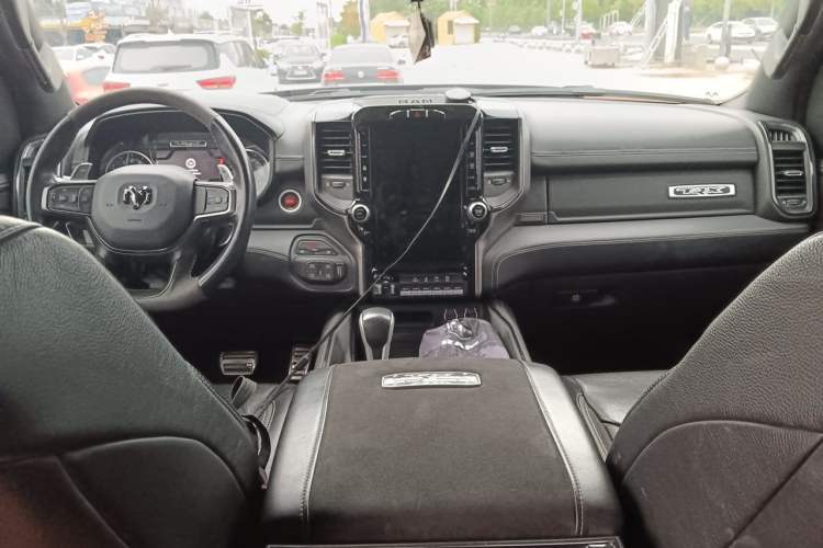 Used Dodge Journey  Center Console