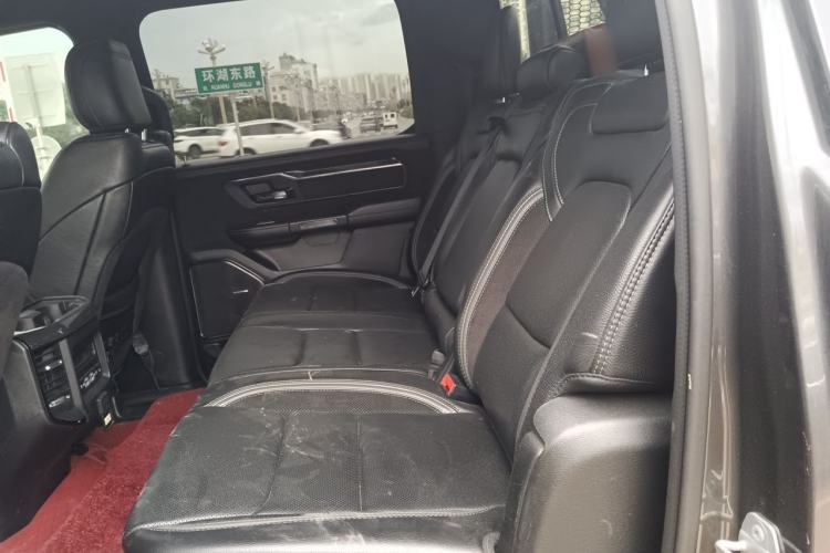 Used Dodge Journey  Left Rear Seat