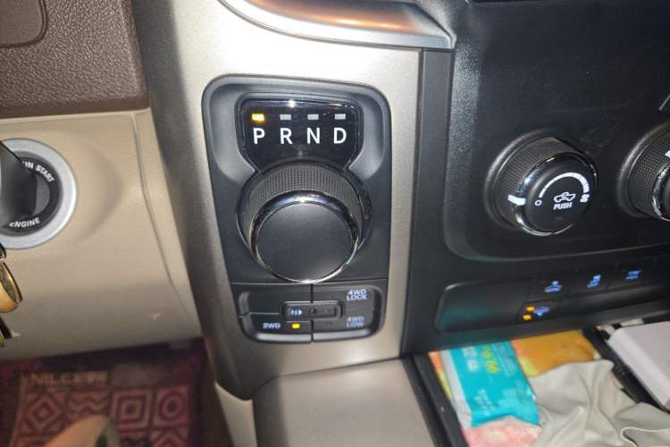 Used Dodge SRT  Gear Lever