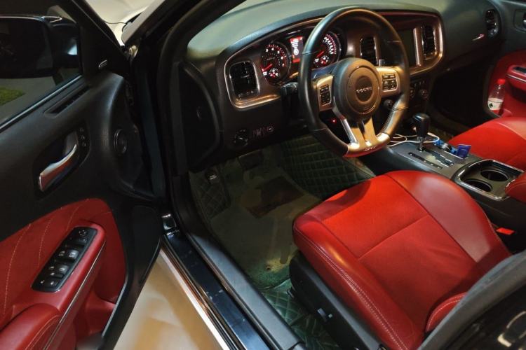 Used Dodge SRT  Driver Seat