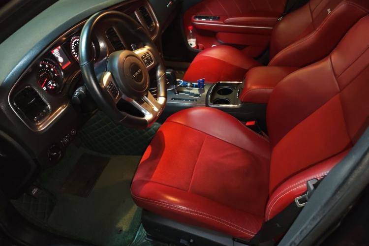 Used Dodge SRT  Left Front Seat