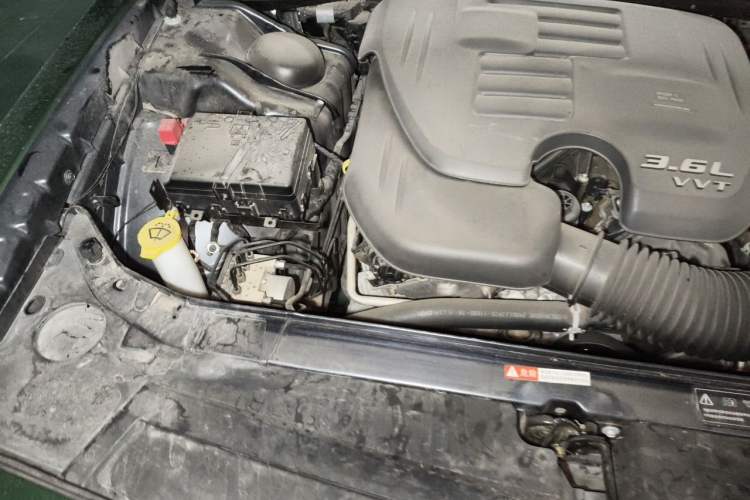 Used Dodge SRT  Engine Bay Right