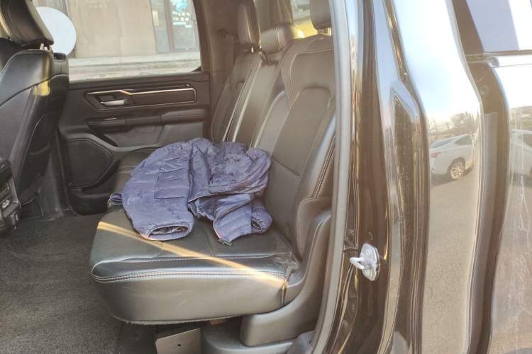 Used Dodge SRT  Left Rear Seat