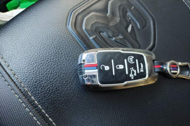 Used Dodge SRT  Vehicle Key