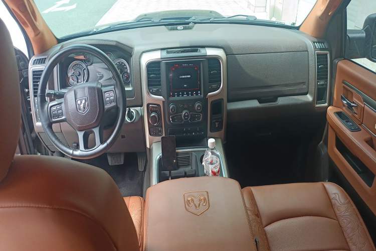 Used Dodge SRT  Center Console