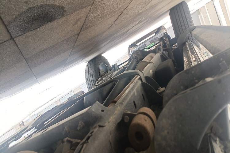 Used Dodge SRT  Chassis Front Right
