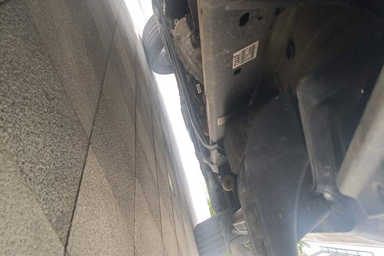 Used Dodge SRT  Chassis Rear Right