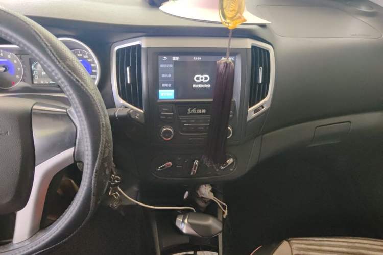 Used Dongfeng Aeolus A30 2014 1.5L Automatic Luxury Version Audio And AC Panel
