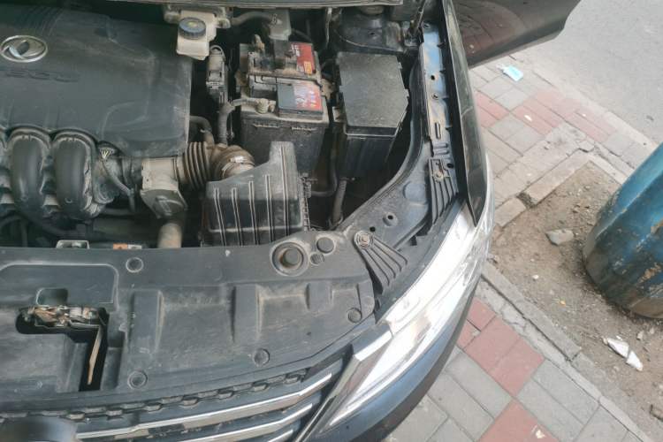 Used Dongfeng Aeolus A30 2014 1.5L Manual Sishang Model Engine Bay Left