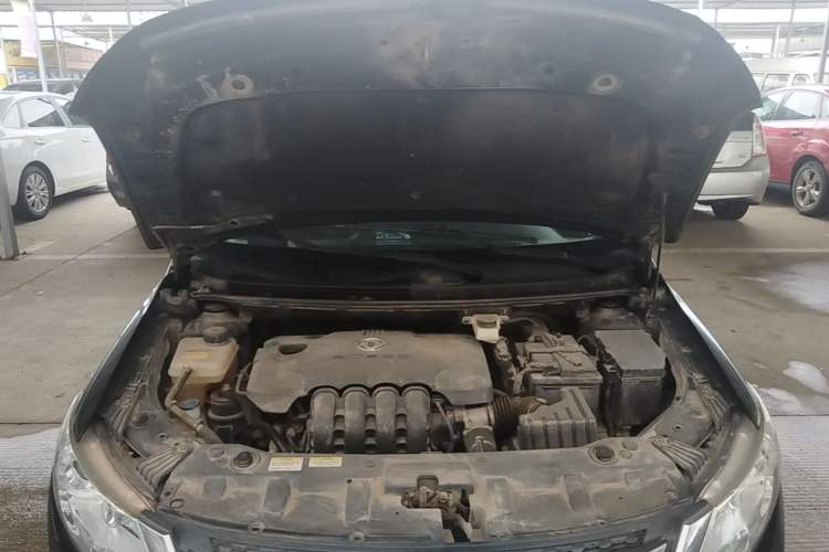 Used Dongfeng Aeolus A30 2014 1.5L Automatic ZhiShang Model Engine Bay