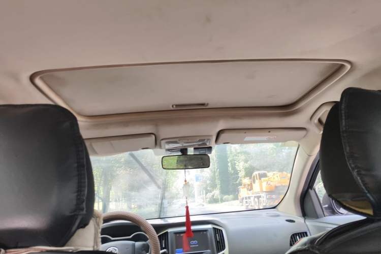 Used Dongfeng Aeolus A30 2014 1.5L Automatic ZhiShang Model Headliner